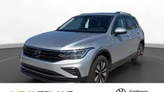 Reflexsilber Gebraucht 2024 VW Tiguan Move SUV | 34.160 € (Fairer Preis)