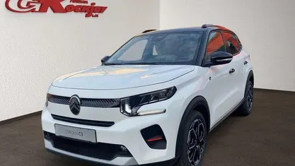 Polarweiß Gebraucht 2025 Citroën e-C3 Limousine | 24.950 € (Guter Preis)