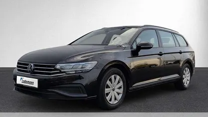 Deep black perleffekt Gebraucht 2022 VW Passat Kombi | 22.924 € (Guter Preis)