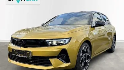 Second-hand Opel Astra Ultimate 131 CP (96 kW) 2022 Galben Berlinǎ