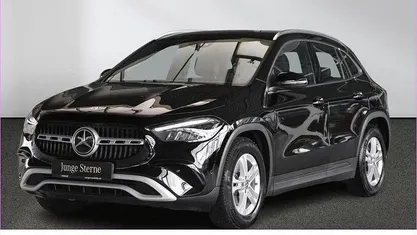 Gebraucht Mercedes GLA200 163 PS (119 kW) 2024 SUV