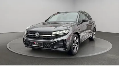 Neu VW Touareg R-line 286 PS (210 kW) 2025 Schwarz SUV