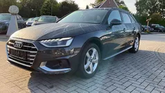 Grau Gebraucht 2023 Audi A4 Kombi | 30.480 € (Fairer Preis)