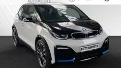 Capparisweiß mit akzent bmw i blau Gebraucht 2021 BMW i3 Kleinwagen | 21.490 € (Guter Preis)