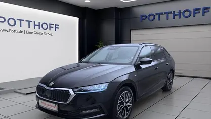 Gebraucht Skoda Octavia Clever 116 PS (85 kW) 2022 Kombi