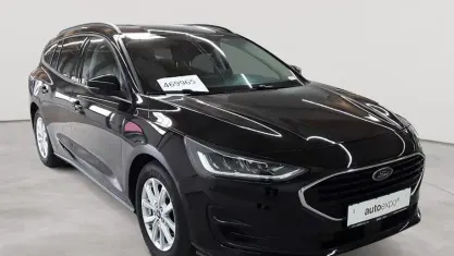 Gebraucht Ford Focus Cool & Connect 120 PS (88 kW) 2023 Agate black metallic Kombi