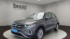 Indiumgrau metallic Gebraucht 2025 VW T-Roc Style SUV | 28.900 € (Guter Preis)