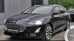 Schwarz Gebraucht 2020 Ford Focus Cool & Connect Kombi | 16.450 € (Fairer Preis)