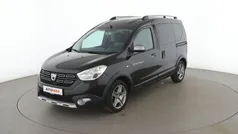Schwarz Gebraucht 2020 Dacia Dokker Stepway Van | 17.770 € (Fairer Preis)