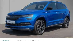 Raceblau metallic Gebraucht 2021 Skoda Karoq SportLine SUV | 28.280 € (Fairer Preis)