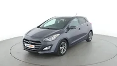 Grau Gebraucht 2017 Hyundai i30 Passion Limousine | 10.320 € (Guter Preis)