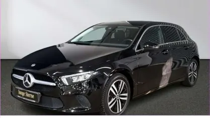Begagnad Mercedes A200 Progressive 150 HK (110 kW) 2021 Svart Sedan