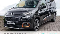 Gebraucht 2023 Citroën Berlingo PureTech Van / Kleinbus | 25.490 € (Fairer Preis)