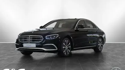 Usado Mercedes E220 Exclusive 200 CV (147 kW) 2023 Negro Berlina