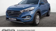 Blau / ash blue Gebraucht 2016 Hyundai Tucson Intro Edition SUV | 16.990 € (Fairer Preis)