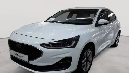 Gebraucht Ford Focus Cool & Connect 120 PS (88 kW) 2022 Frozen white Kombi