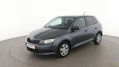 Grau Gebraucht 2016 Skoda Fabia Ambition Limousine | 10.480 € (Fairer Preis)