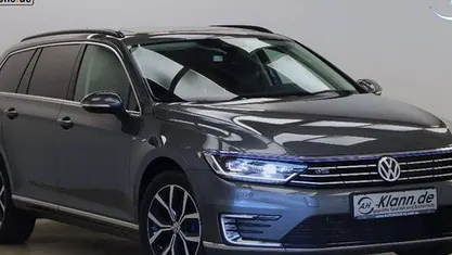 Grau Gebraucht 2017 VW Passat GTE Kombi | 19.999 € (Fairer Preis)