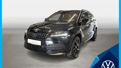 Black magic perleffekt Gebraucht 2022 Skoda Karoq SportLine SUV | 29.909 € (Fairer Preis)