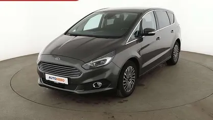 Gebraucht Ford S-MAX Titanium 190 PS (139 kW) 2018 Grau Van / Kleinbus