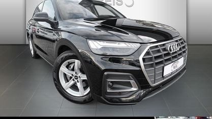 Gebraucht Audi Q5 Sport 163 PS (119 kW) 2022 Schwarz SUV
