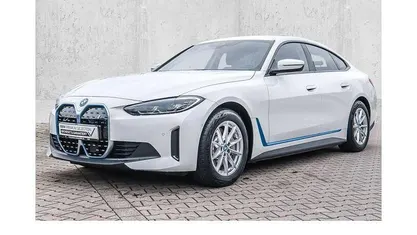 Gebraucht 2023 BMW i4 Sport Line Limousine | 36.880 € (Superpreis)
