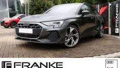 Grau Gebraucht 2024 Audi A3 Sportback S-Line Limousine | 38.900 € (Fairer Preis)