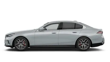 Gebraucht BMW i5 M Sport 250 kW (340 PS) 2025 Limousine