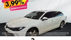 Weiss Gebraucht 2024 VW Passat Business Kombi | 31.777 € (Guter Preis)