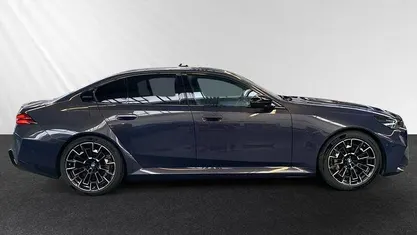 Usata BMW M5 Sport Line 727 CV (534 kW) 2024 Viola Berlina