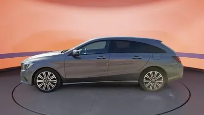 Gebraucht Mercedes CLA180 Shooting Brake Urban 122 PS (89 kW) 2017 Kombi