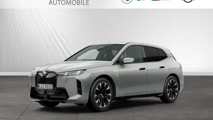 Spacesilber metallic Neu 2026 BMW iX M Sport SUV | 84.790 € (Guter Preis)