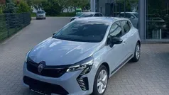 Rafalegrau Gebraucht 2024 Renault Clio V Evolution Kleinwagen | 18.900 € (Fairer Preis)