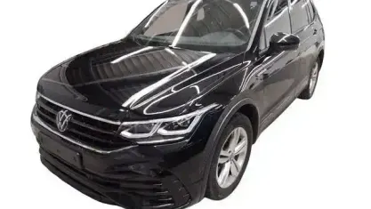 Gebraucht VW Tiguan Allspace R-line 193 PS (141 kW) 2024 Deep black perleffekt SUV