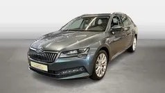 Grau Gebraucht 2022 Skoda Superb Style Kombi | 29.460 € (Fairer Preis)