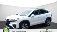 Cool white pearl met Gebraucht 2024 Suzuki SX4 S-Cross SUV | 27.790 € (Guter Preis)