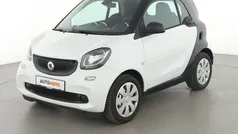 Weiß Gebraucht 2018 Smart ForTwo Coupé Kleinwagen | 9.400 € (Superpreis)