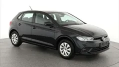 Deep black perleffekt Gebraucht 2024 VW Polo Life Kleinwagen | 20.295 € (Fairer Preis)