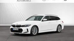 Alpinweiss Gebraucht 2024 BMW 330 M Sport Kombi | 47.490 € (Superpreis)
