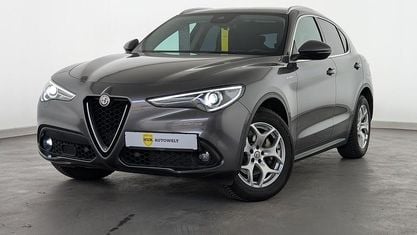 Begagnad Alfa Romeo Stelvio Super 190 HK (139 kW) 2020 Grå SUV