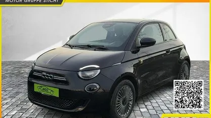 Schwarz Gebraucht 2021 Fiat 500e Icon Limousine | 16.270 € (Fairer Preis)