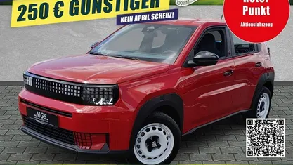 Gebraucht Fiat Grande Panda Red 83 kW (113 PS) 2025 Rot Kleinwagen