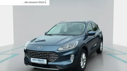 Käytetty Ford Kuga Titanium 150 HP (110 kW) 2021 Sininen Katumaasturi