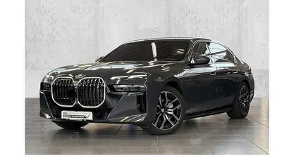 Gebraucht BMW i7 M Sport 400 kW (544 PS) 2024 Grau Limousine