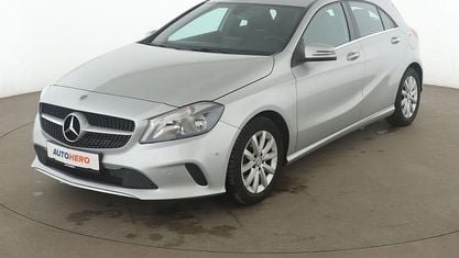 Usata Mercedes A180 Style 122 CV (89 kW) 2017 Grigio Berlina