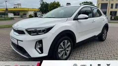 Gebraucht 2024 Kia Stonic Vision SUV | 23.990 € (Fairer Preis)
