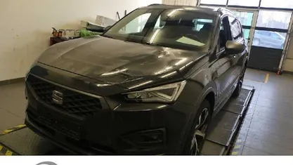 Urano grau Gebraucht 2022 Seat Tarraco Beats SUV | 28.400 € (Superpreis)