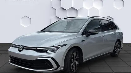 Gebraucht VW Golf VIII R-line 131 PS (96 kW) 2024 Silber Kombi