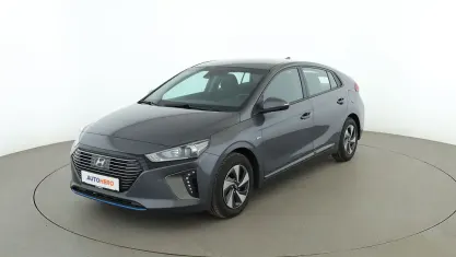 Gebraucht Hyundai Ioniq Trend 141 PS (103 kW) 2019 Grau Kleinwagen