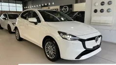 Weiss Gebraucht 2024 Mazda 2 Exclusive-Line Kleinwagen | 19.990 € (Fairer Preis)